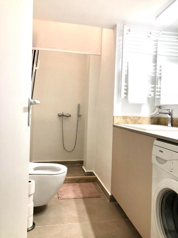 Апартаменты Bright Spacious Modern 3Rd Flr City Oasis-Sleeps 5 Афины Экстерьер фото